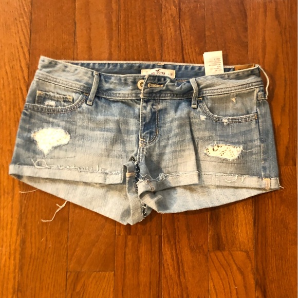 Hollister Pants - Ripped Jean shorts